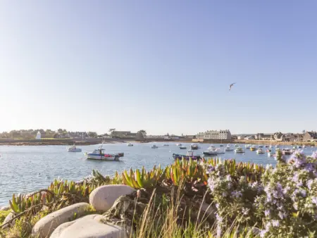 Maison de Ville Rénovée avec Terrasse, Internet et Vue Mer - Photo 2