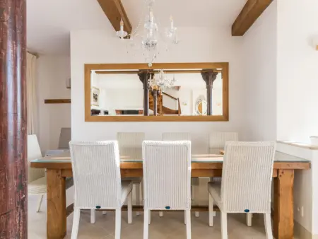 Maison de Ville Rénovée avec Terrasse, Internet et Vue Mer - Photo 6