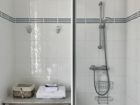 Villa au Calme avec Jardin, Proche Plage et Commerces, Wifi et Équipements Complets - Photo 11