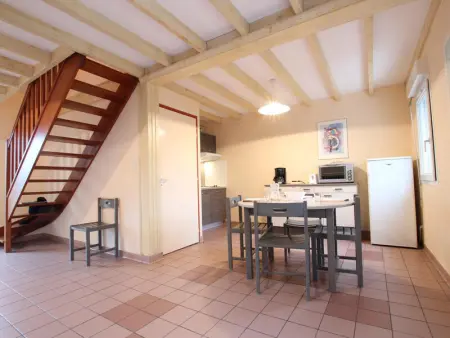 Gîte de Mer à La Hague : Charme Sauvage, Proche Port, Terrasse, BBQ, Animaux Acceptés - Photo 2