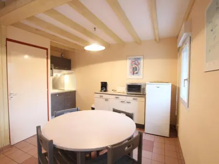 Gîte de Mer à La Hague : Charme Sauvage, Proche Port, Terrasse, BBQ, Animaux Acceptés - Photo 3