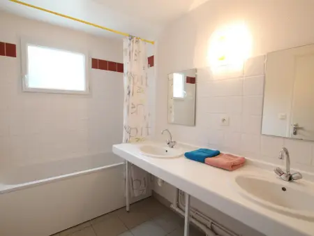 Maison familiale à La Hague avec Wi-Fi, animaux acceptés - Photo 11