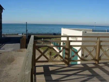 Duplex élégant 3 chambres avec terrasses, draps fournis, WiFi, jardin, à Ambleteuse - Photo 7