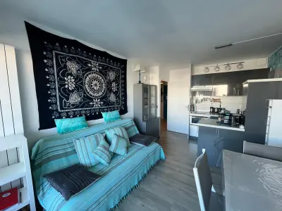 Appartement à Arcachon, Arcachon T2 cabine avec terrasse, parking privé et Wi-Fi inclus - L886732