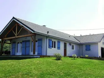 Gite à Musculdy,Gîte avec piscine privée chauffée, jardin et terrasse FR-1-384-285 N°832665