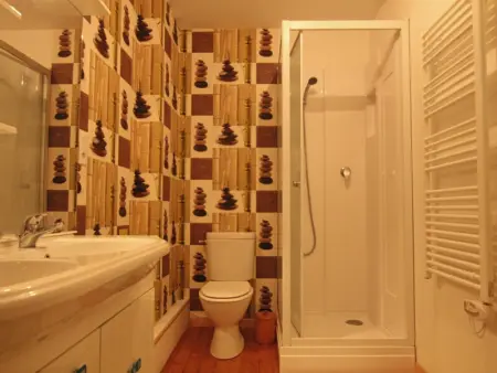 Charmante maison avec cheminée et jardin proche plage - Photo 12