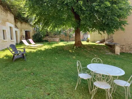 Charmante maison avec jardin privé, cheminée et WIFI - Photo 4
