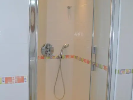 Charmante maison avec jardin privé, cheminée et WIFI - Photo 28