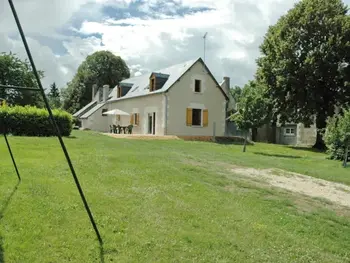 Casa rural en Chemillé sur Indrois,Charmant Gîte Familial proche du Lac de Chemillé-sur-Indrois, 3 Ch, Jardin, Activités, Châteaux. FR-1-381-375 N°832764