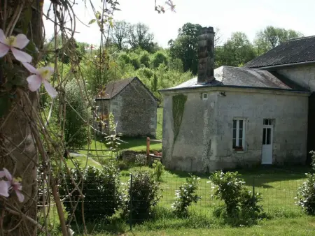 Charmant gîte paysan XIXe avec terrasse et jardin bordé par un ruisseau, à 1,5 km d'Azay-le-Rideau - Photo 25