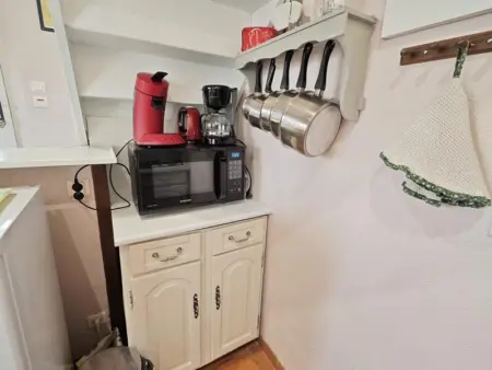 Évasion Romantique: Charmant Gîte 2 Pers., Parc Boisé, Activités & Confort Tout Inclus - Photo 12