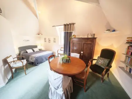 Évasion Romantique: Charmant Gîte 2 Pers., Parc Boisé, Activités & Confort Tout Inclus - Photo 15