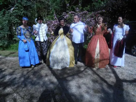 Évasion Romantique: Charmant Gîte 2 Pers., Parc Boisé, Activités & Confort Tout Inclus - Photo 24