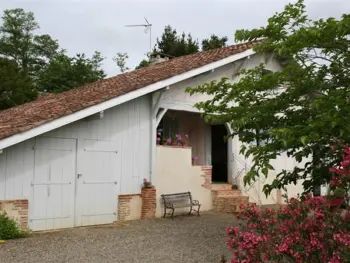 Gite à Poyanne,Ancienne ferme rénovée en gîte au calme avec jardin, animaux acceptés, et proche station thermale FR-1-360-210 N°832801