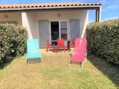 Maison à La Tranche sur Mer, Maison de vacances près plage et commerces avec jardinet, parking privé et équipements complets - L832831