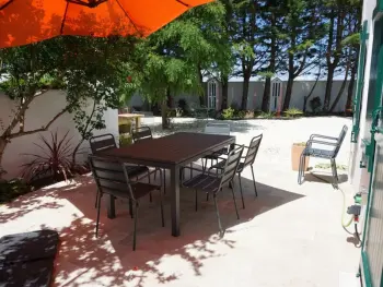 Villa en La Couarde sur Mer,Maison Familiale avec Jardin, Piscine et Proche Plage à La Couarde-sur-Mer FR-1-258-98 N°832878