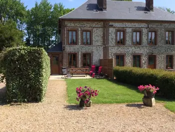 Casa rural en Saint Léonard,Maison Cauchoise Rénovée avec Jardin, Cheminée et Proximité Touristique FR-1-441-146 N°832942