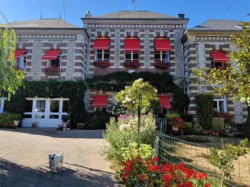 Gite à Rolleville,Charmant gîte lumineux avec jardin privatif, proche commerces et gare, animaux acceptés FR-1-441-163 N°832949