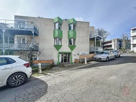 Appartement F2 climatisé avec terrasse, proche thermes et centre-ville, animaux acceptés, à Lamalou - Photo 17