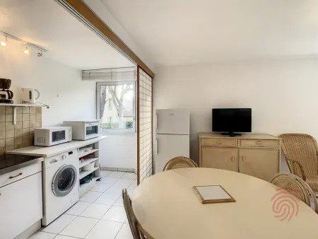 Appart F2 à Lamalou, terrasse, wifi, animaux acceptés, proche centre & thermes - Photo 3