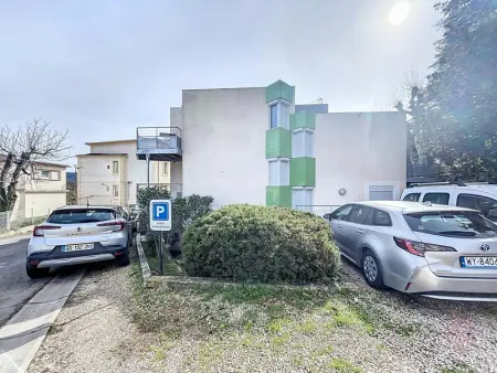 Appart F2 à Lamalou, terrasse, wifi, animaux acceptés, proche centre & thermes - Photo 24