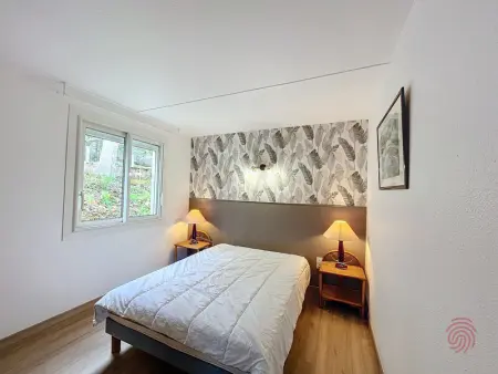 F2 avec terrasse, proche Thermes, animaux acceptés, wifi, parking - Photo 8