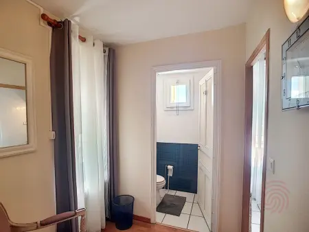 Bel F2 lumineux avec terrasse privée, à 5 min des Thermes et cœur de ville, animaux acceptés - Photo 10