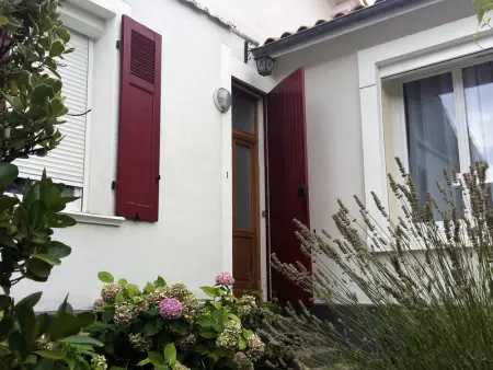 Bel F2 lumineux avec terrasse privée, à 5 min des Thermes et cœur de ville, animaux acceptés - Photo 19