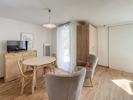 Studio avec terrasse, proche thermes et centre, animaux acceptés, wifi inclus, Lamalou-les-Bains - Photo 3