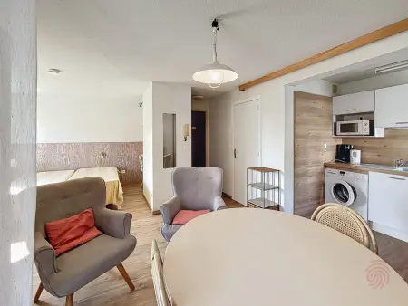 Studio avec terrasse, proche thermes et centre, animaux acceptés, wifi inclus, Lamalou-les-Bains - Photo 6