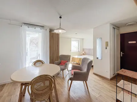 Studio avec terrasse, proche thermes et centre, animaux acceptés, wifi inclus, Lamalou-les-Bains - Photo 7