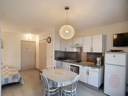 Studio rénové avec balcon à 650m des Thermes - Lamalou, proche centre-ville et nature - Photo 1