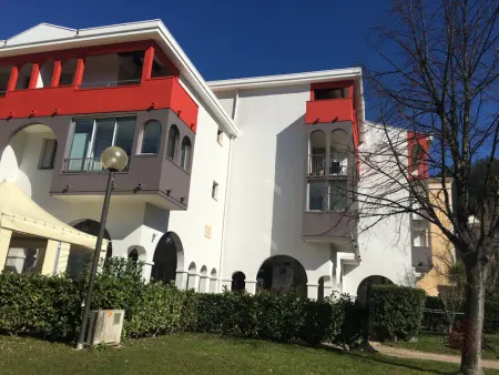 Appartement Lamalou 1er étage, animaux admis, proche centre et thermes - Photo 15