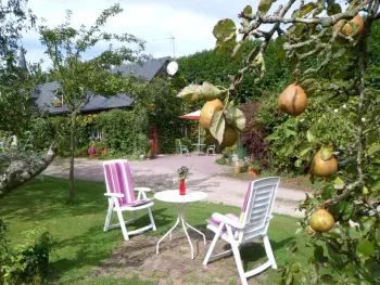 Gite à Riville,Charmant gîte cosy avec jardin, proche mer, TV, WiFi, barbecue et tennis gratuit - Riville, Normandie. FR-1-441-231 N°832991