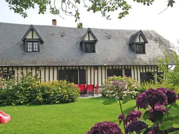 Casa rural en Touffreville la Corbeline,Charmante maison normande avec jardin clos, cheminée, proche plages et vallée de la Seine FR-1-441-334 N°833051