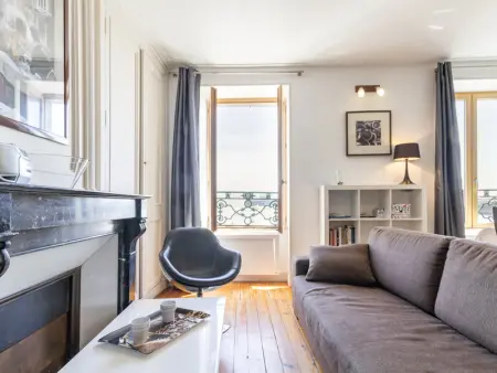 Appartement cosy avec terrasse - Vue port - 2 chambres - Photo 2