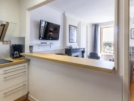 Appartement cosy avec terrasse - Vue port - 2 chambres - Photo 5