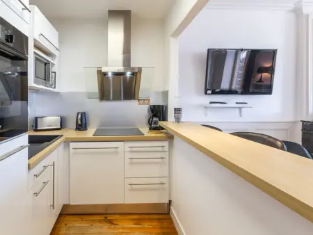 Appartement cosy avec terrasse - Vue port - 2 chambres - Photo 6