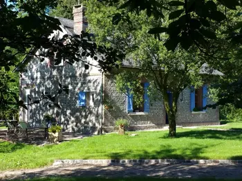 Casa rural en Vatteville la Rue,Maison de charme en lisière de forêt avec cheminée, terrasse et jardin pour une escapade nature en famille FR-1-441-404 N°833106