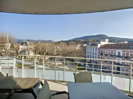 Appartement F2 climatisé avec parking, Wi-Fi, animaux acceptés, proche centre et Thermes - Photo 10