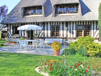 Gite à Octeville sur Mer,Charmante Chaumière avec Jardin Clôturé, Terrasse et Équipements Modernes - proche Plage et Commerces FR-1-441-489 N°833148