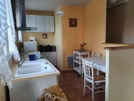 Maison 2 chambres proche plage avec jardin, animaux et Wi-Fi à L'Aiguillon-sur-Mer - Photo 3