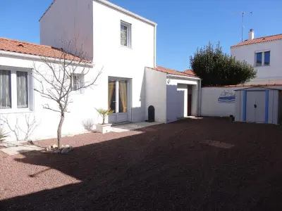 Maison à L'Aiguillon sur Mer, Charmante maison 5 pers, proche plage et centre, avec jardin, BBQ et Wi-Fi, L'Aiguillon-sur-Mer - L833180