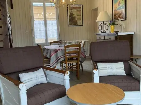 Villa des Années 30 à Jullouville, Accès Direct Plage - Photo 3