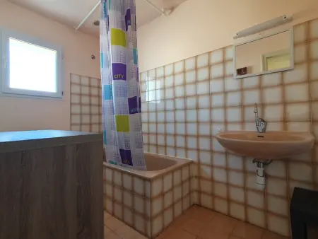 Maison calme proche plage avec jardin et véranda - Photo 8