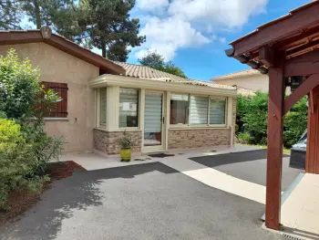 Casa a Gujan Mestras,Maison familiale avec jardin, proche Dune du Pyla et parcs, idéale pour vacances ensoleillées FR-1-319-362 N°833218