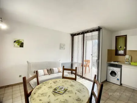 Appartement F2 avec Terrasse, Wifi et Proximité Thermes à Lamalou-les-Bains - Photo 4