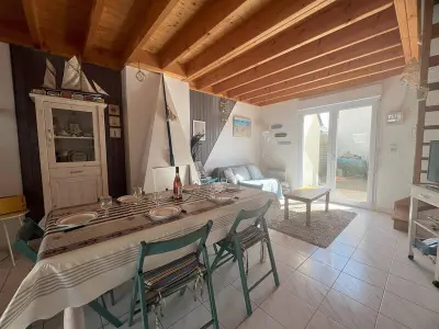 Maison à La Turballe, Maison de Charme à La Turballe: Proche Plage, Centre-Ville, 3 Chambres, Wifi, Jardin et Garage - L833221