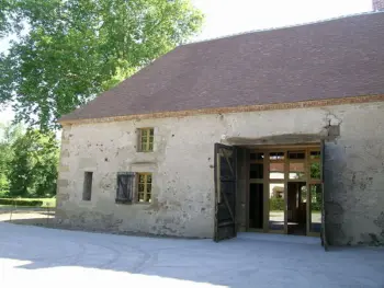 Gite à Sauvagny,Bergerie restaurée avec cheminée, jardin clos, animaux acceptés FR-1-489-13 N°833240