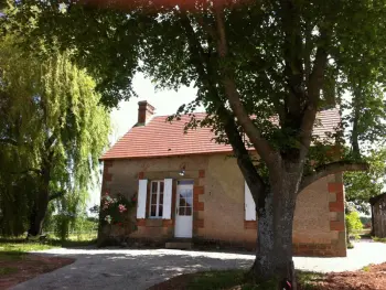 Gite à Agonges,Maison rénovée avec jardin, animaux acceptés, climatisation, parking FR-1-489-36 N°833250